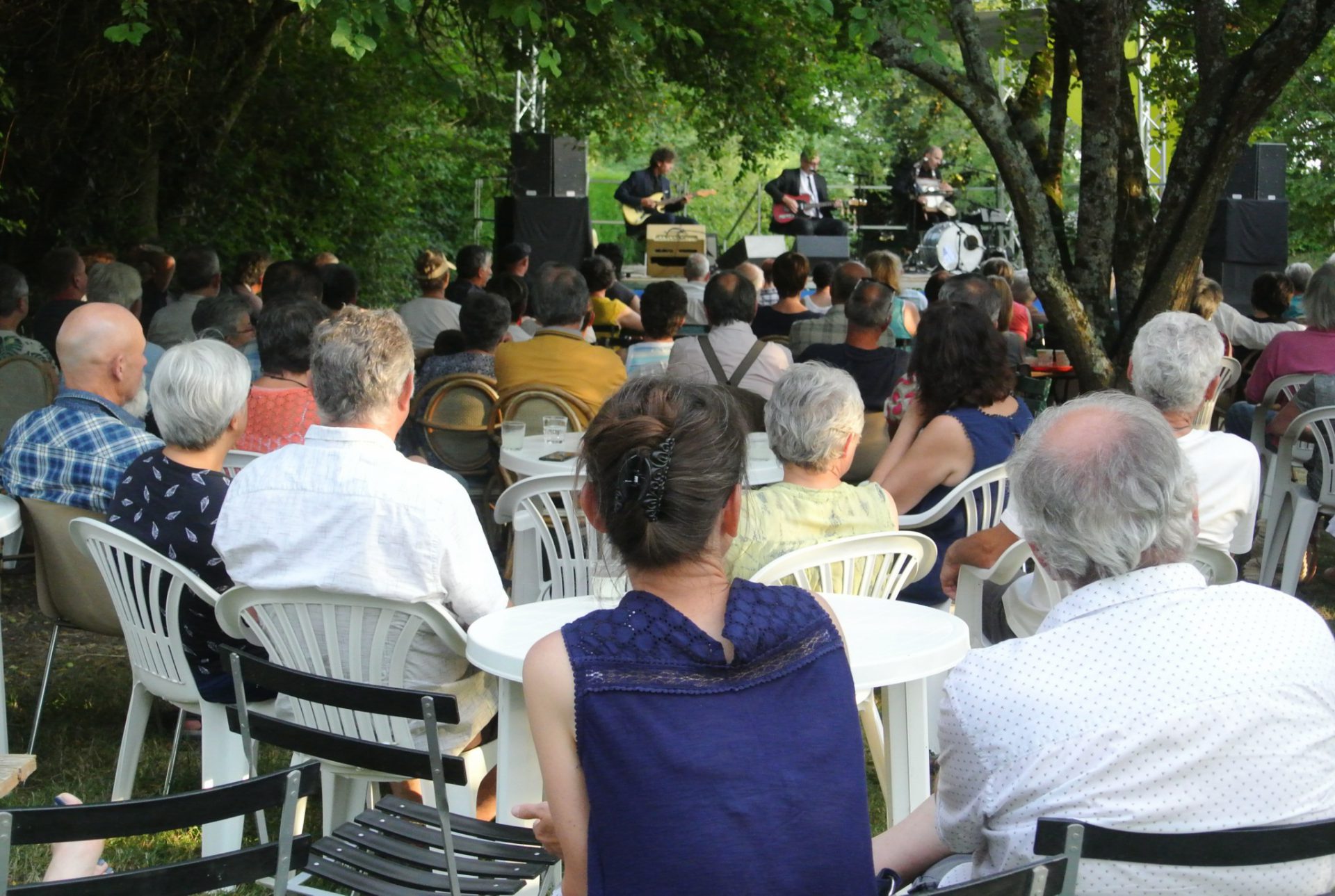 Festival au Village à BriouxsurBoutonne (79) — 32e édition du 3 au 10